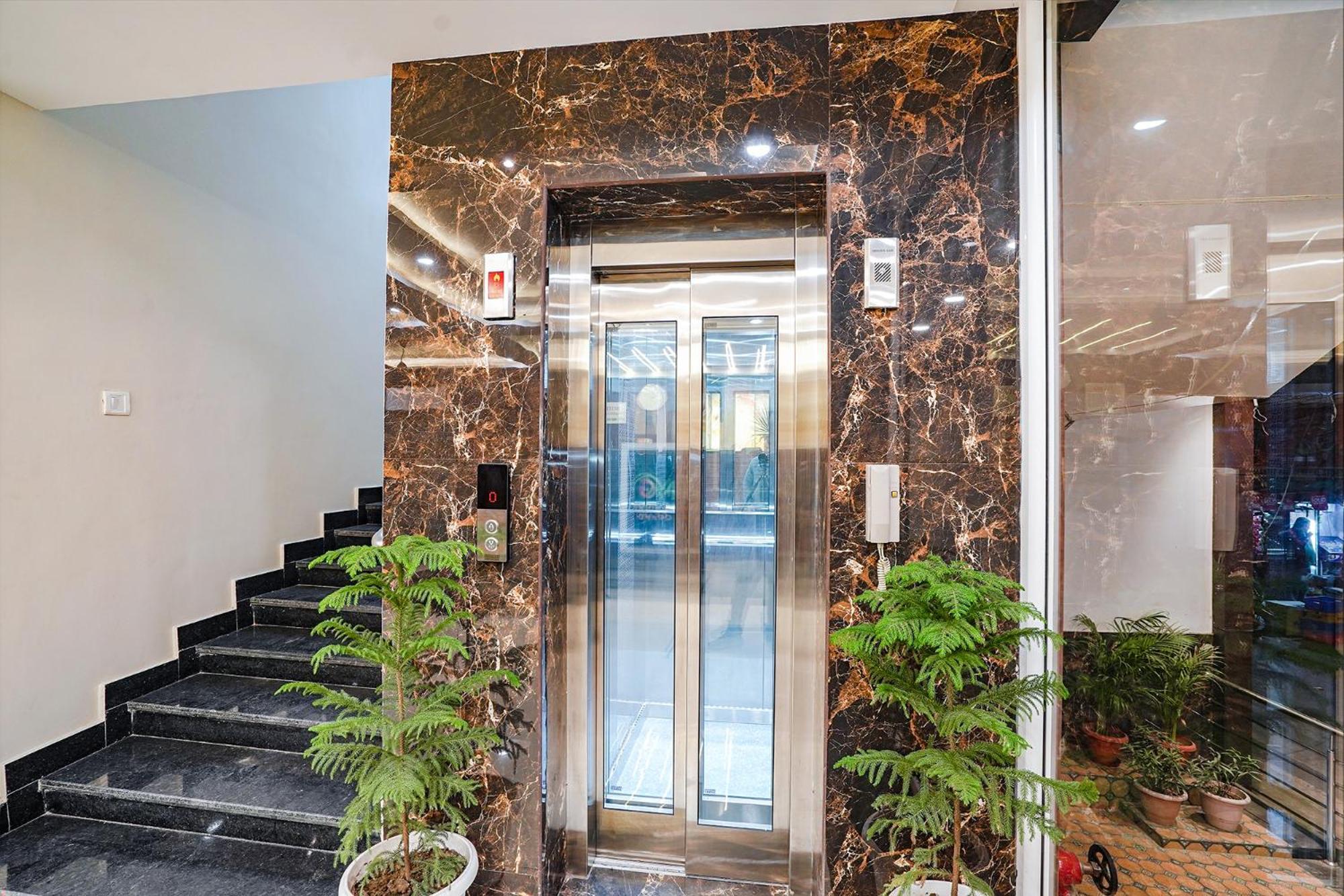Fabhotel Nandini Grand Kakarmatha Екстериор снимка
